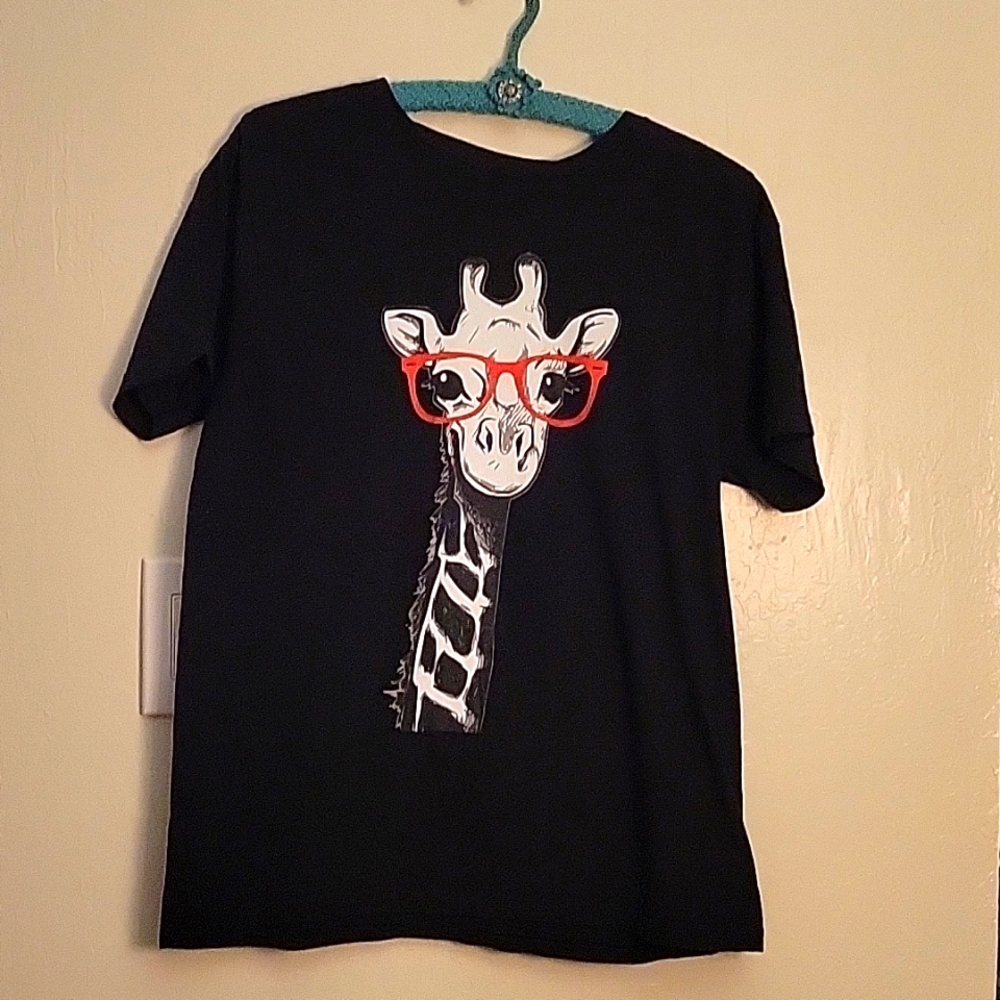 100% Giraffe Tshirt
